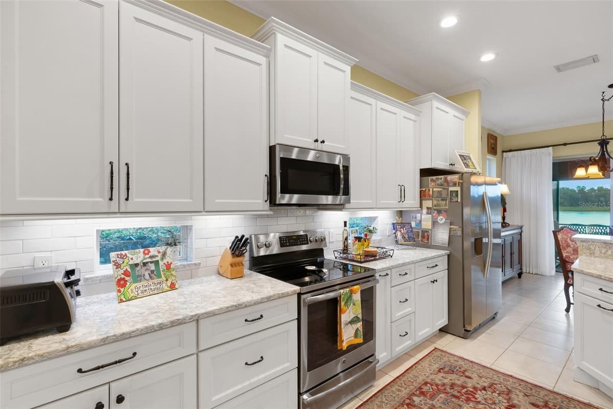 2530 LAUREL GLEN DRIVE — photo 15 of 61