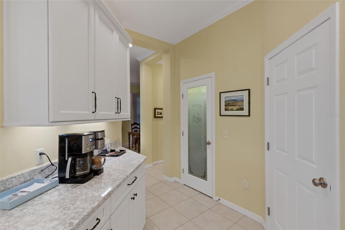 2530 LAUREL GLEN DRIVE — photo 17 of 61