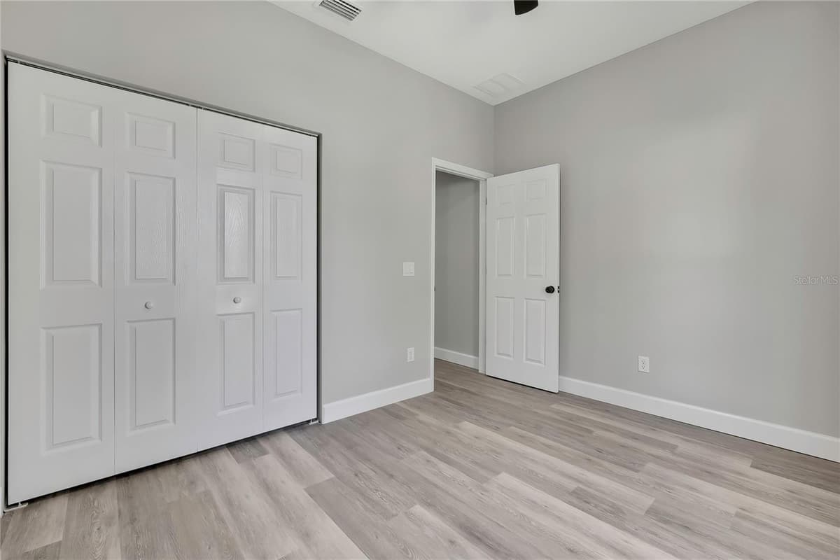 13649 13TH STREET — photo 38 of 47