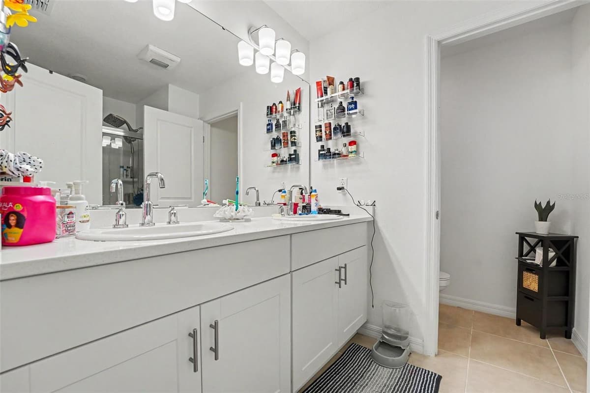 2051 ROSEWOOD CIRCLE — photo 16 of 30