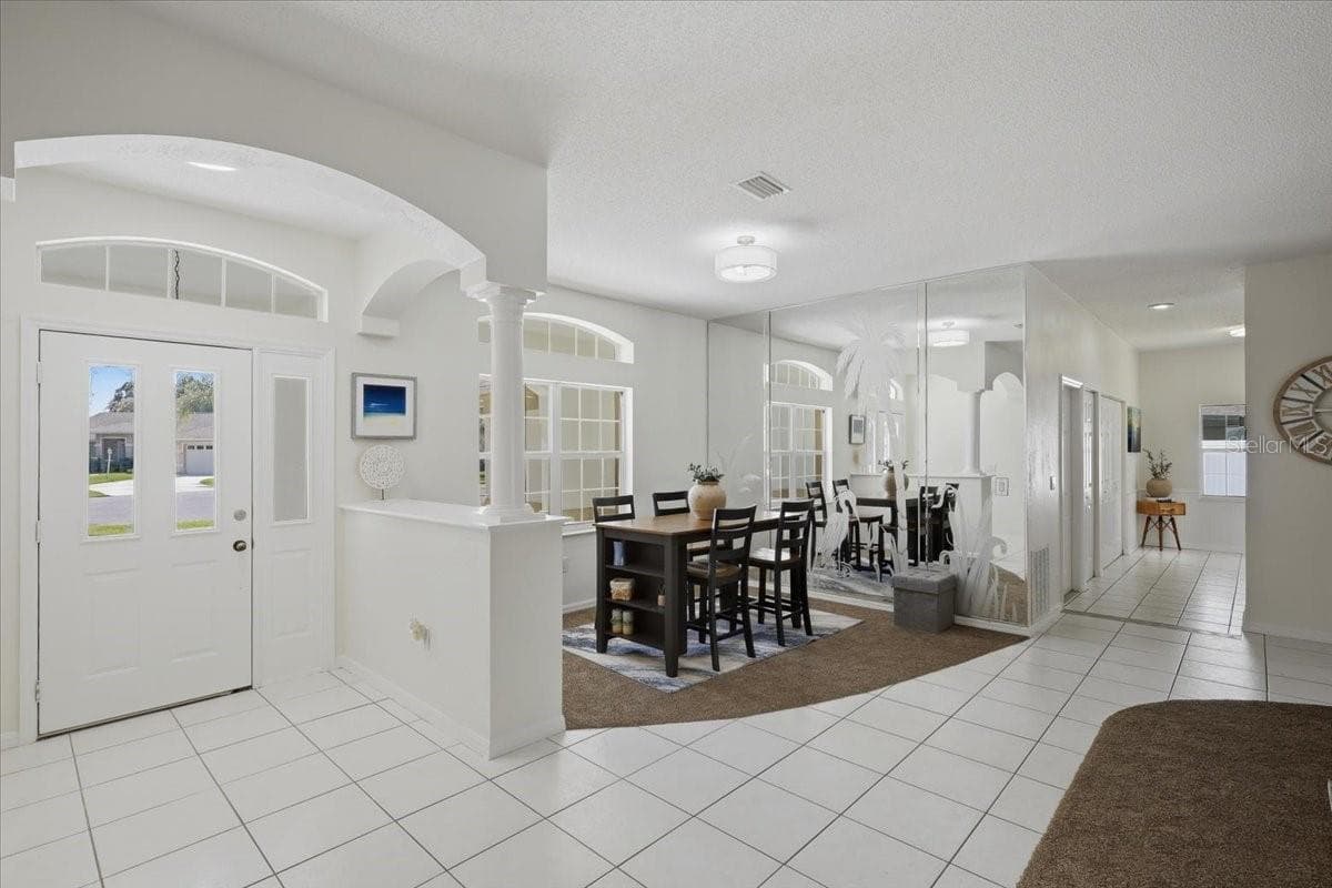 4 WESTGLEN PLACE — photo 11 of 64
