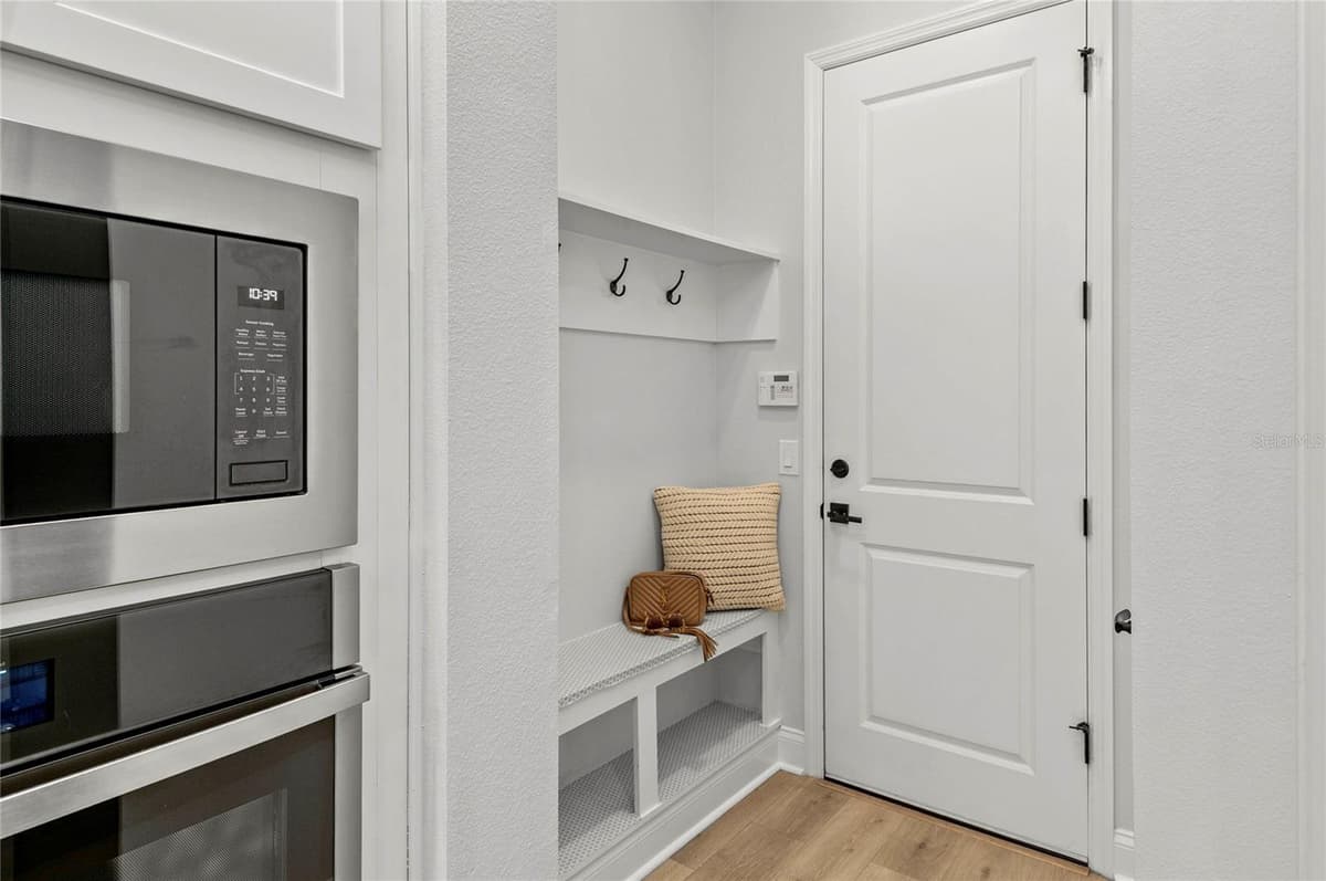 570 WISHBONE LANE — photo 12 of 46