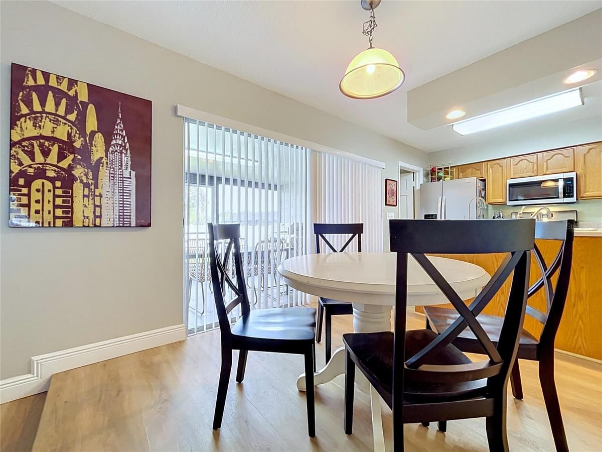 1005 HALLWOOD LOOP — photo 17 of 35