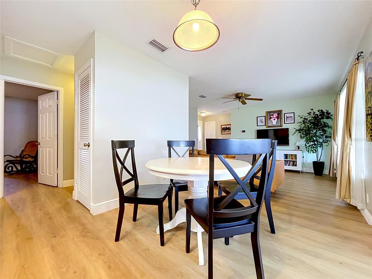 1005 HALLWOOD LOOP — photo 18 of 35