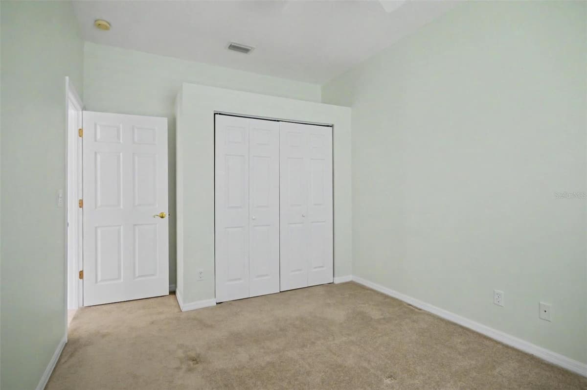 40 COLUMBIA LANE — photo 37 of 58