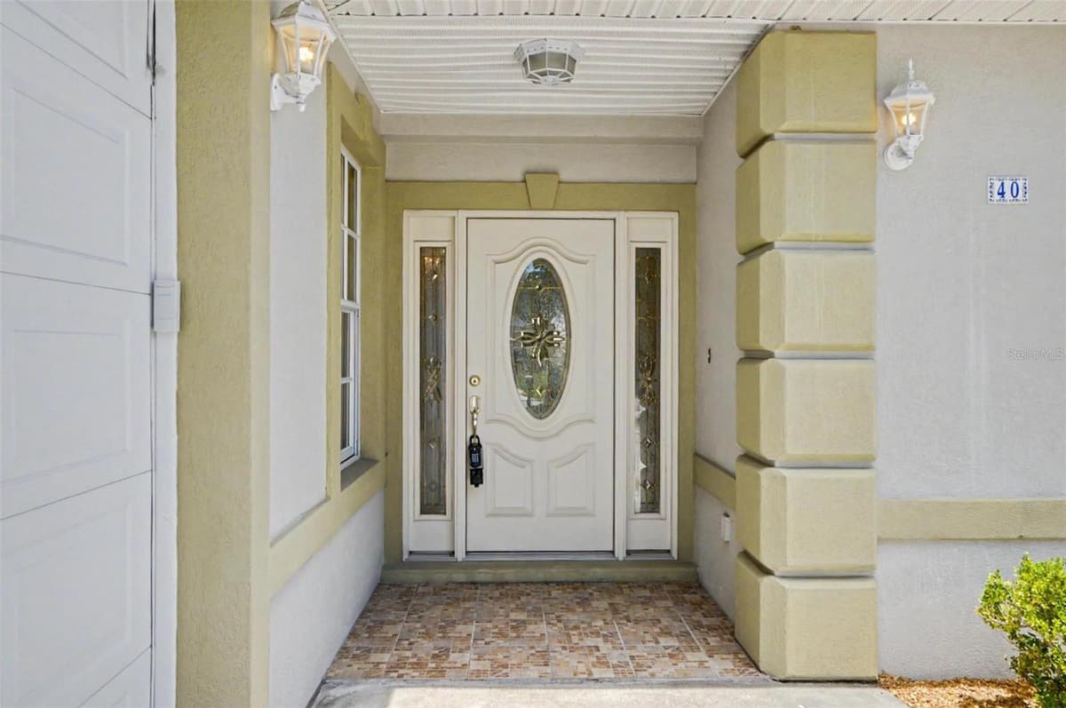 40 COLUMBIA LANE — photo 3 of 58