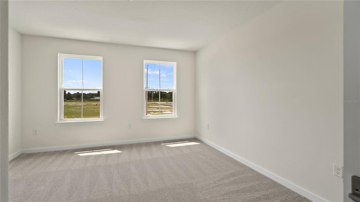 816 ANDREW STREET — photo 38 of 43