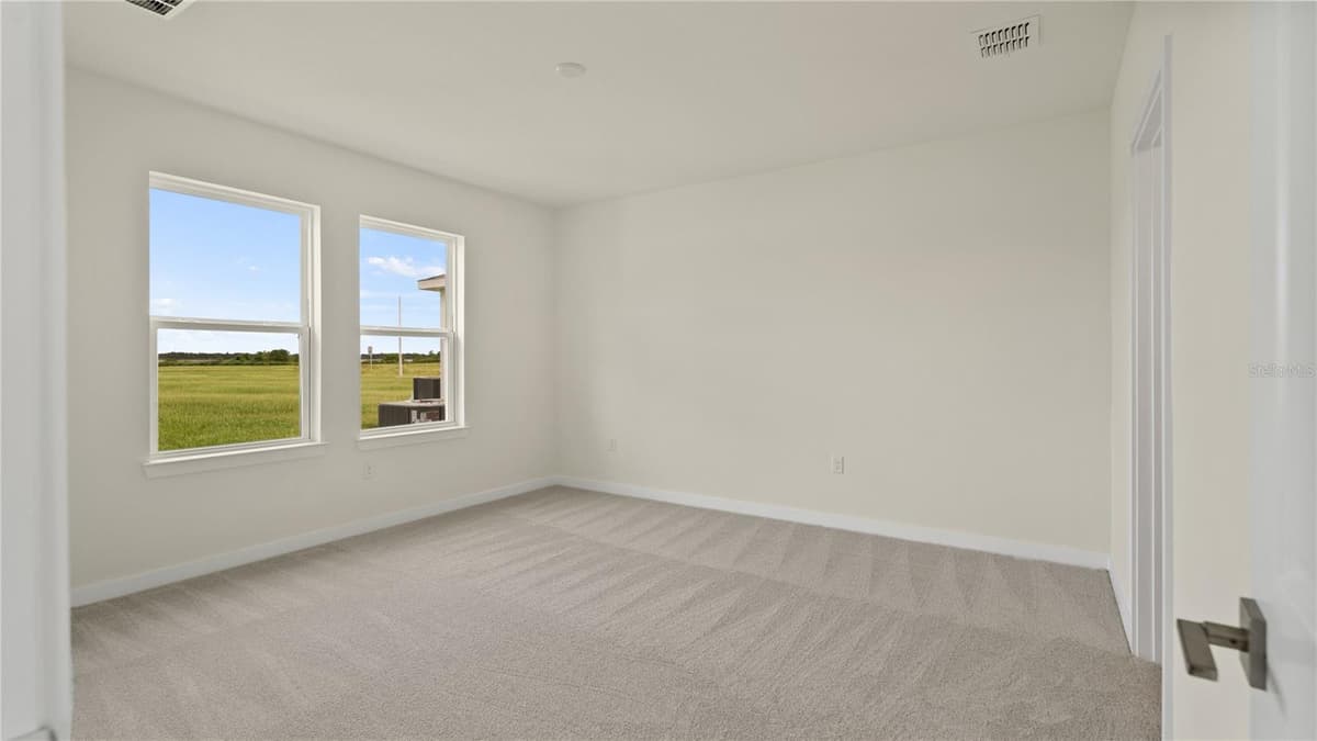 816 ANDREW STREET — photo 15 of 43