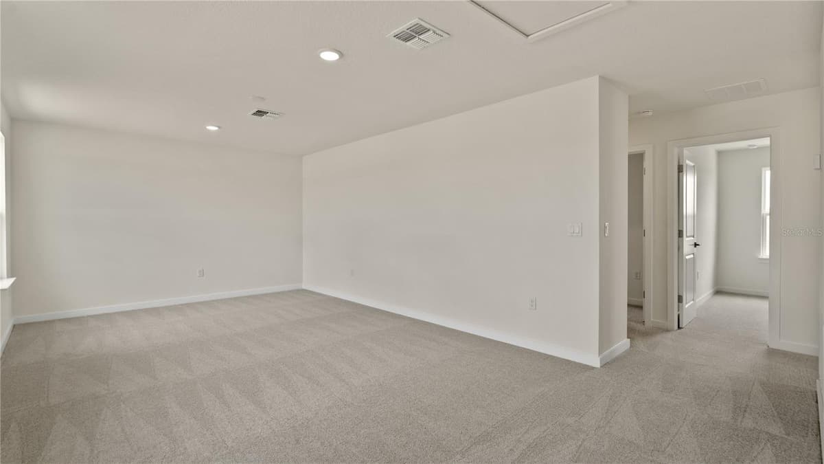 816 ANDREW STREET — photo 26 of 43