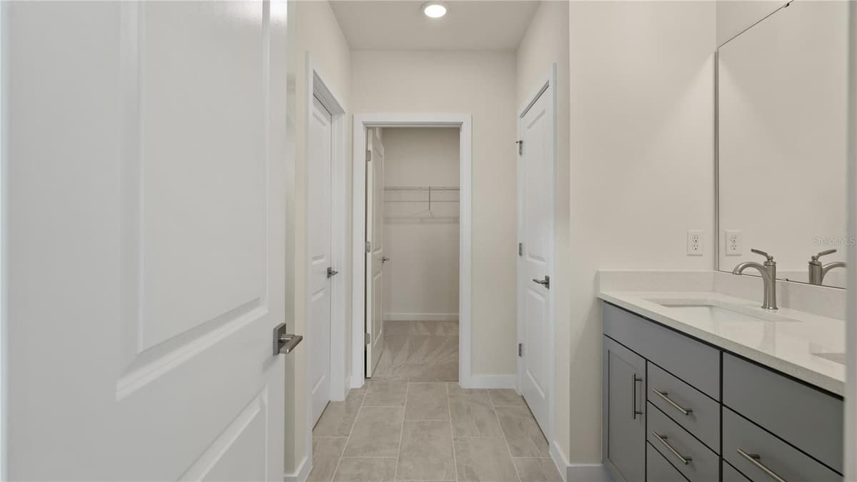 816 ANDREW STREET — photo 18 of 43