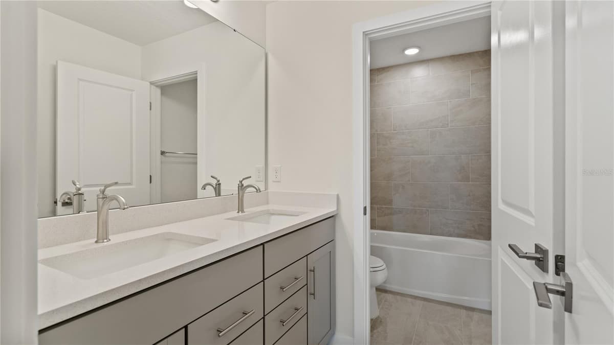 816 ANDREW STREET — photo 29 of 43