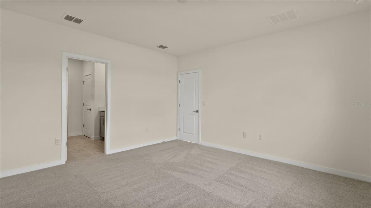 816 ANDREW STREET — photo 16 of 43