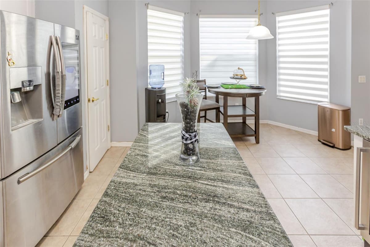 4193 BEAUMONT LOOP — photo 11 of 47
