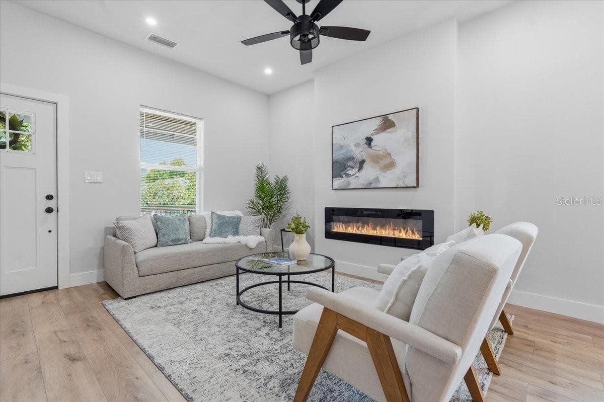 3705 HIGHLAND AVENUE — photo 9 of 59