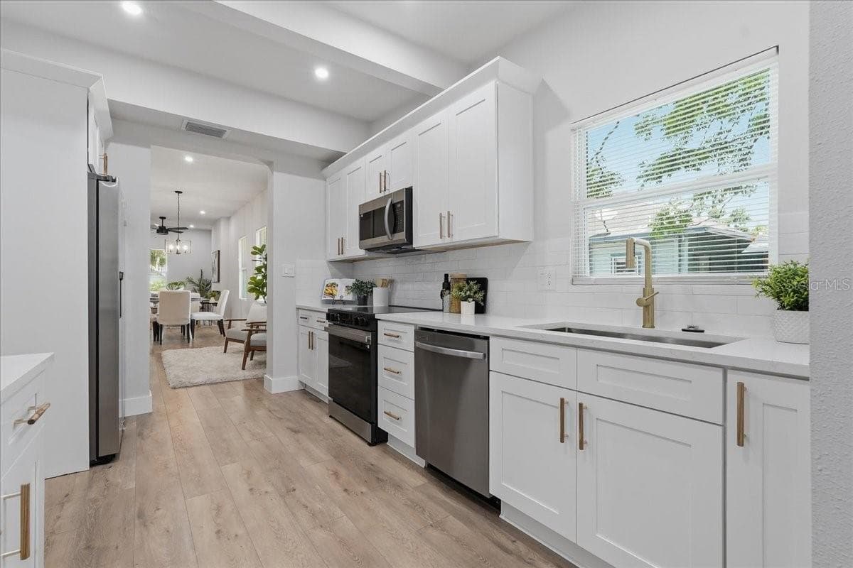 3705 HIGHLAND AVENUE — photo 14 of 59