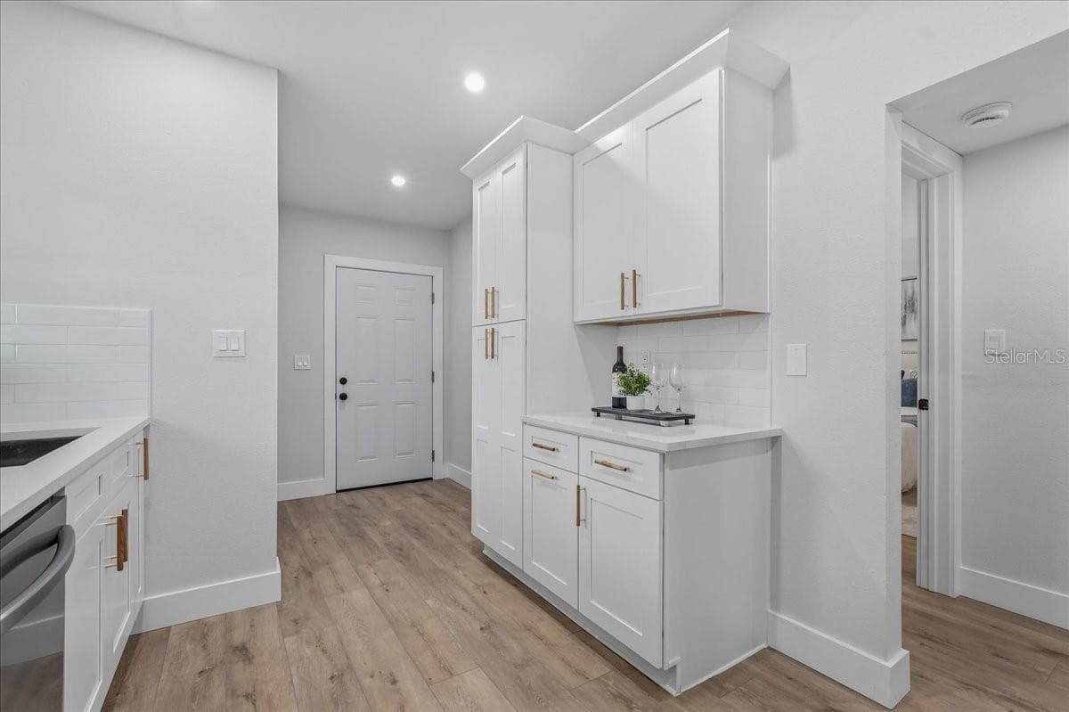3705 HIGHLAND AVENUE — photo 16 of 59