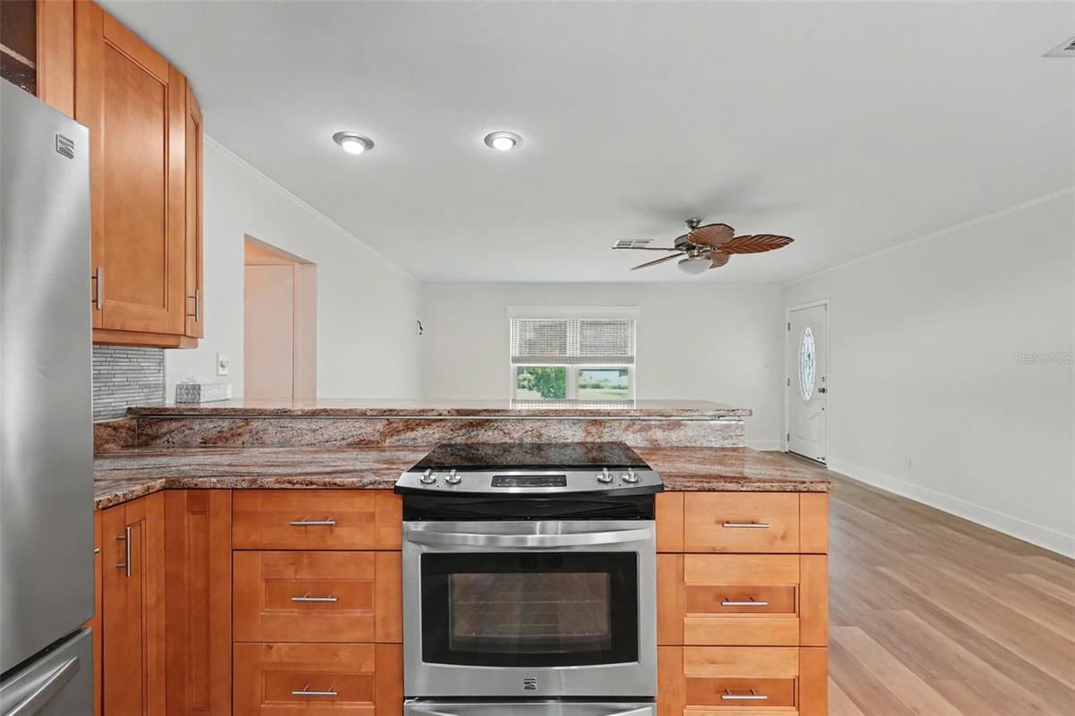 8359 CANDLEWOOD ROAD — photo 22 of 38