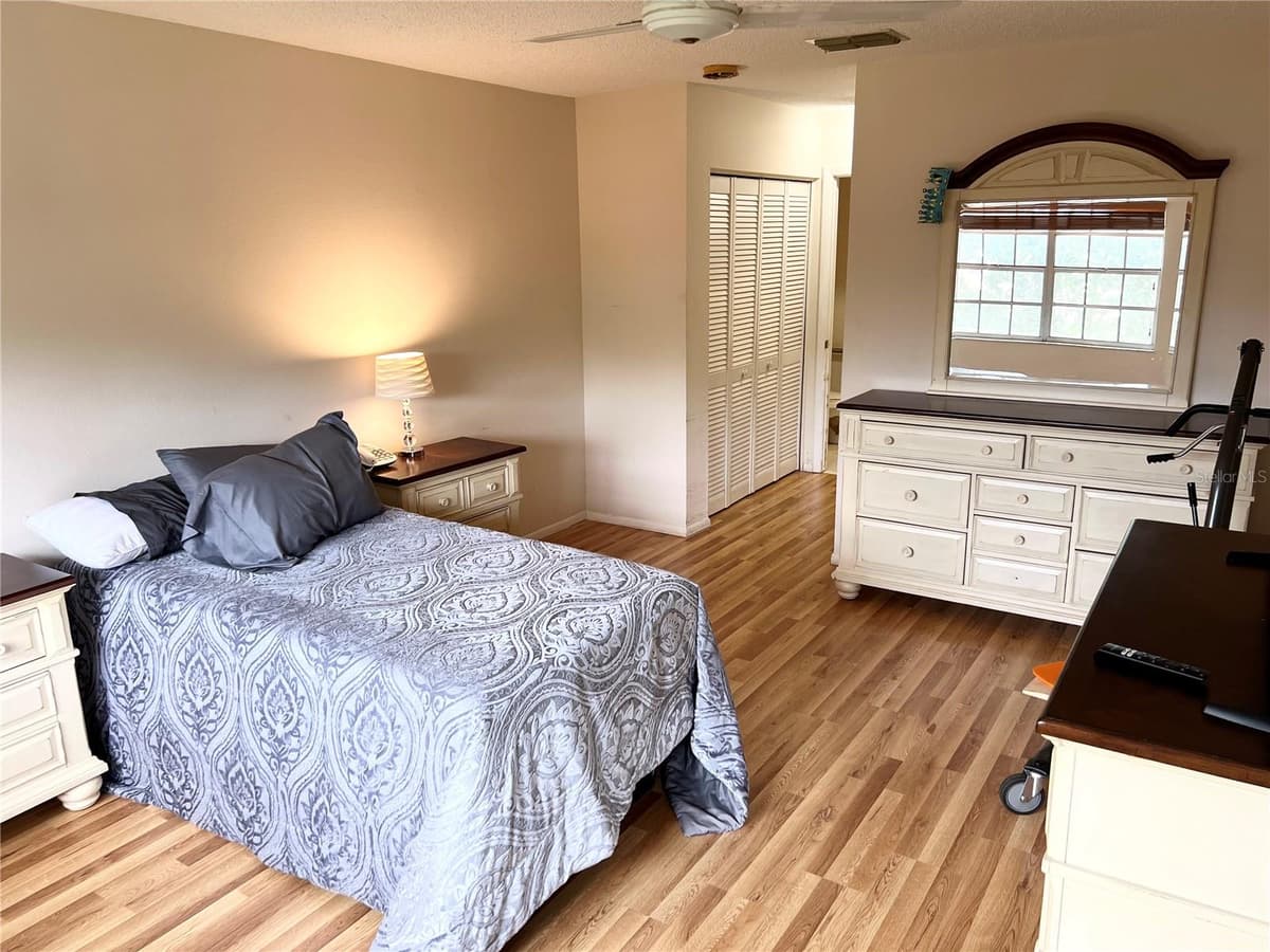 2297 LARK CIRCLE — photo 14 of 25