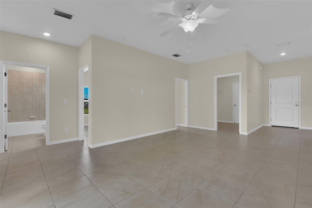 25599 DEEP CREEK BOULEVARD — photo 13 of 35