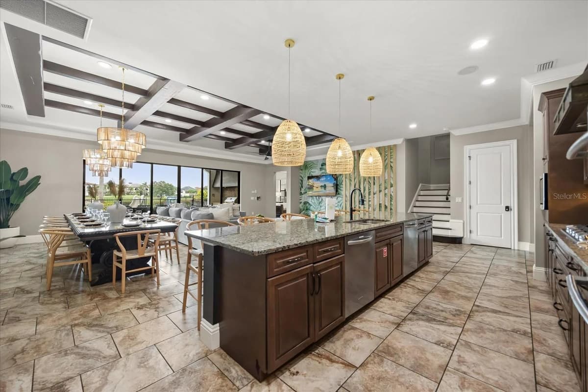 7846 PALMILLA COURT — photo 3 of 55