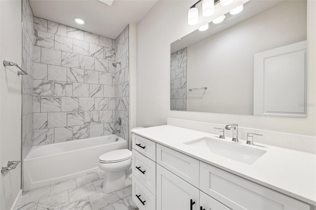 536 BERESFORD AVENUE — photo 13 of 26