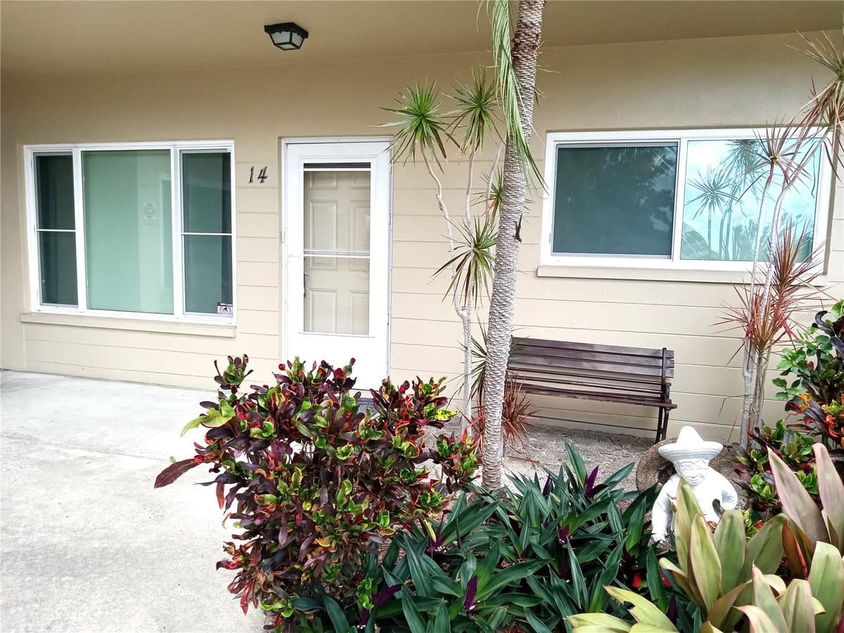 2464 AUSTRALIA WAY — photo 3 of 67