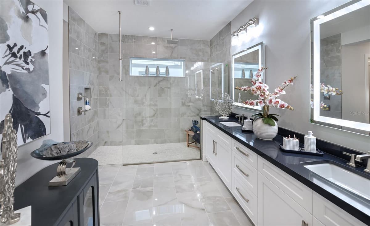 10504 PEARSON AVENUE — photo 12 of 28