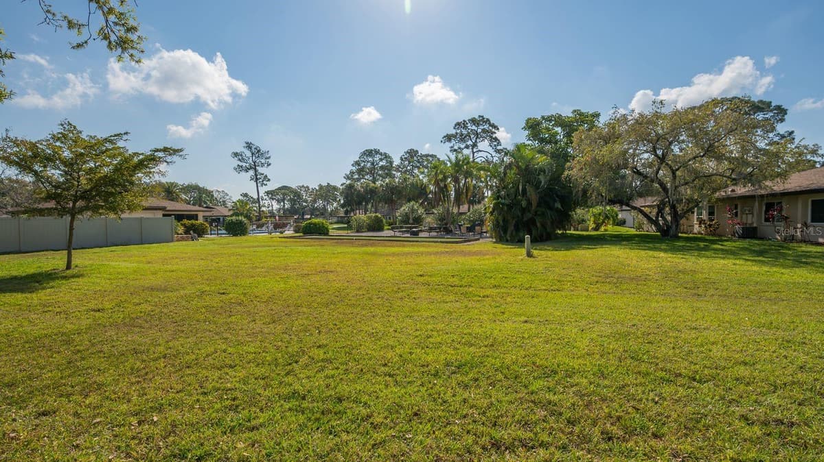7031 BRIGHT CREEK DRIVE — photo 47 of 52