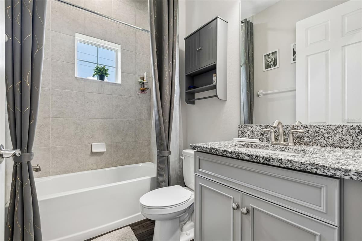 10597 MEADOWRUN DRIVE — photo 26 of 49
