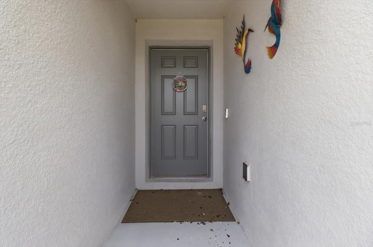 410 PUTTING GREEN COURT — photo 6 of 47