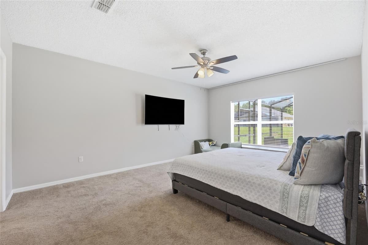 440 LANGHAM DRIVE — photo 12 of 40