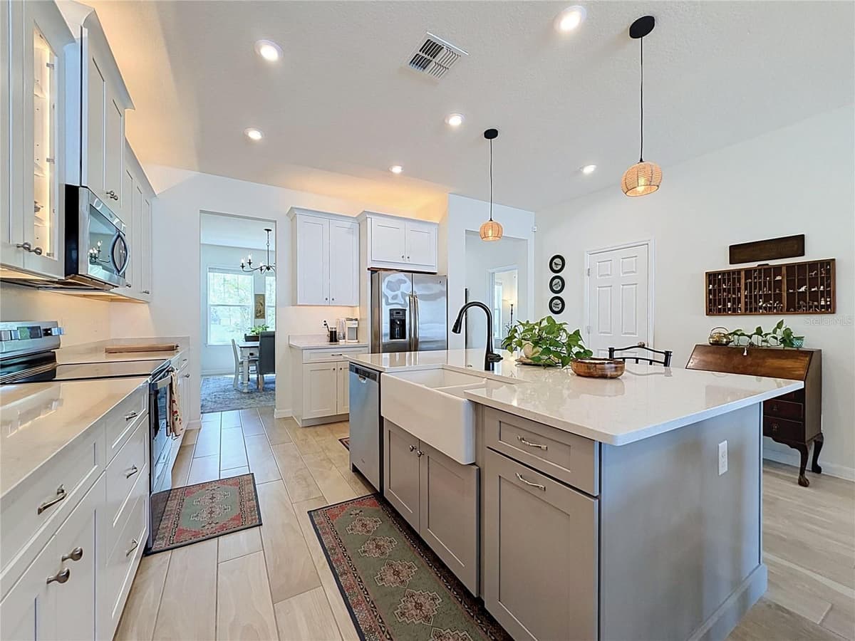9068 EXPLORATION AVENUE — photo 15 of 56
