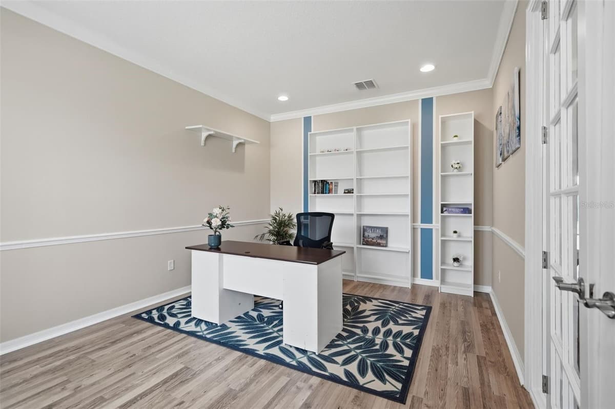 9307 PARISIAN COURT — photo 28 of 32