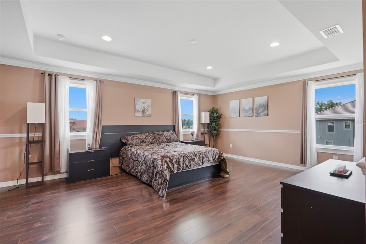 9307 PARISIAN COURT — photo 16 of 32