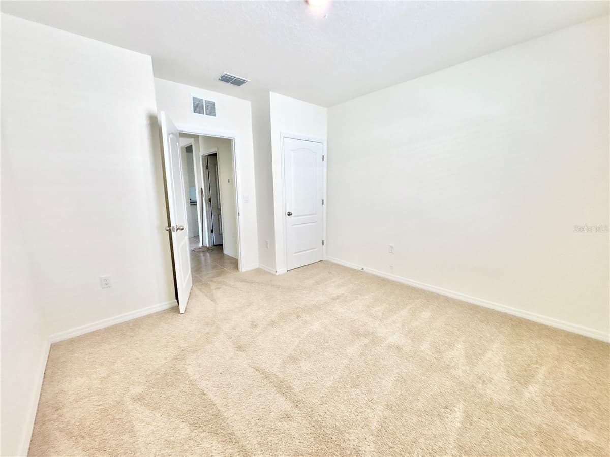 2752 GENTLE RAIN DRIVE — photo 15 of 22