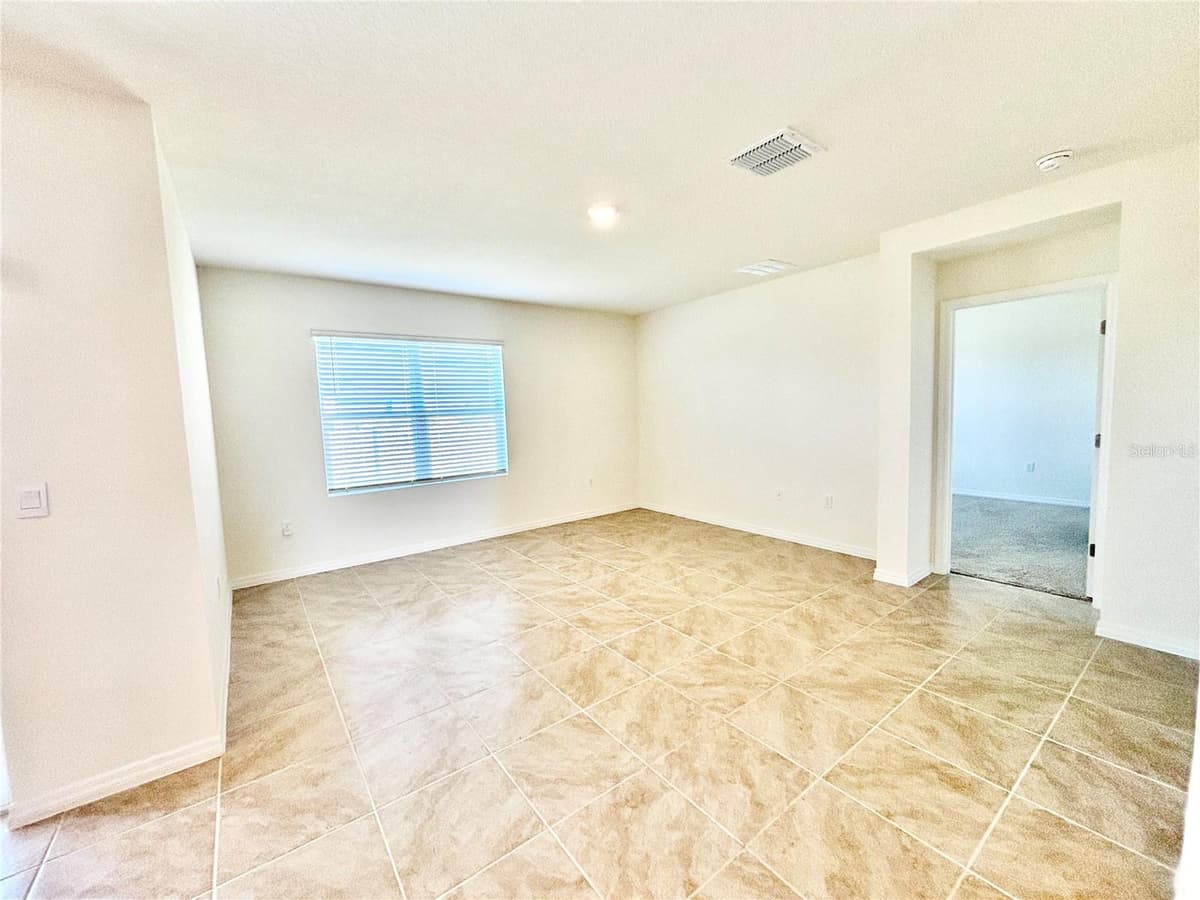 2752 GENTLE RAIN DRIVE — photo 10 of 22
