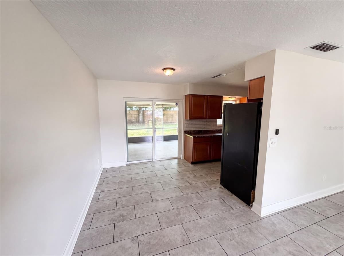 7026 HAMMOCK WAY — photo 8 of 23