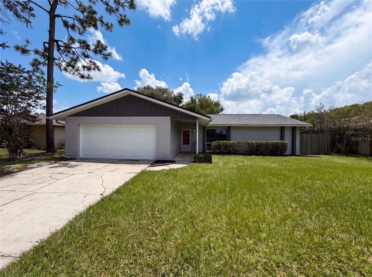 7026 HAMMOCK WAY — photo 1 of 23