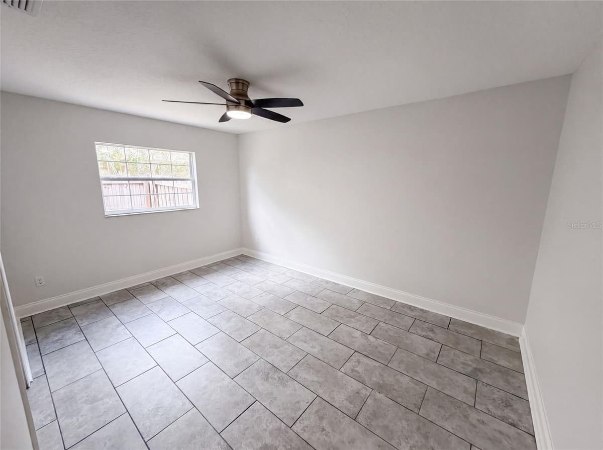 7026 HAMMOCK WAY — photo 11 of 23