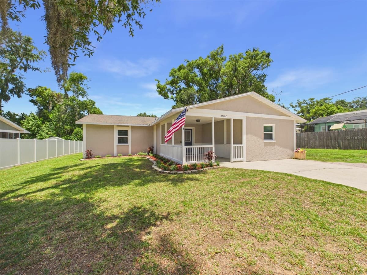 37207 MCMINN AVENUE — photo 1 of 29