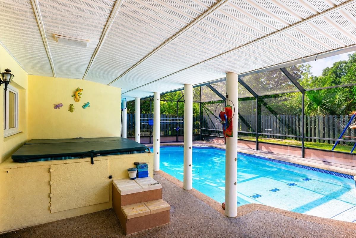 10 BLACKBURN PLACE — photo 61 of 68