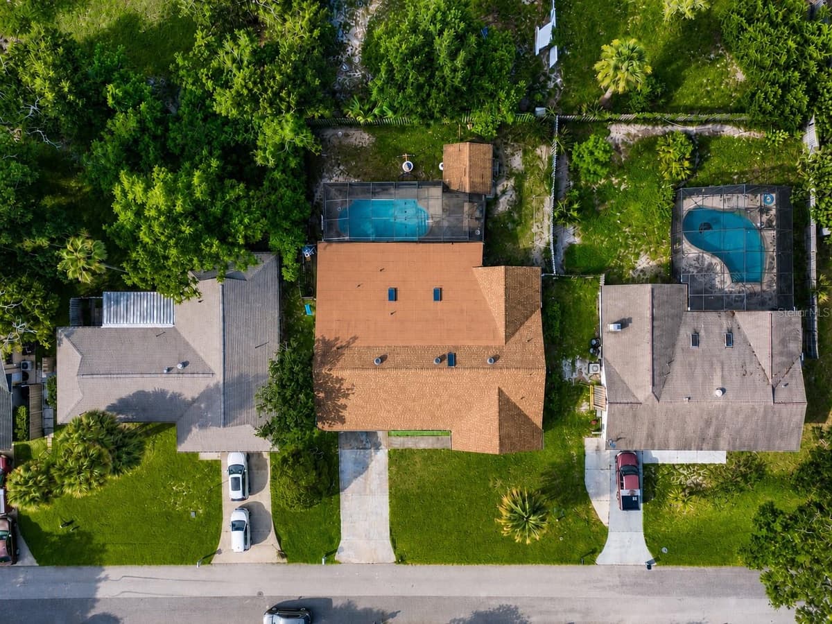 10 BLACKBURN PLACE — photo 11 of 68