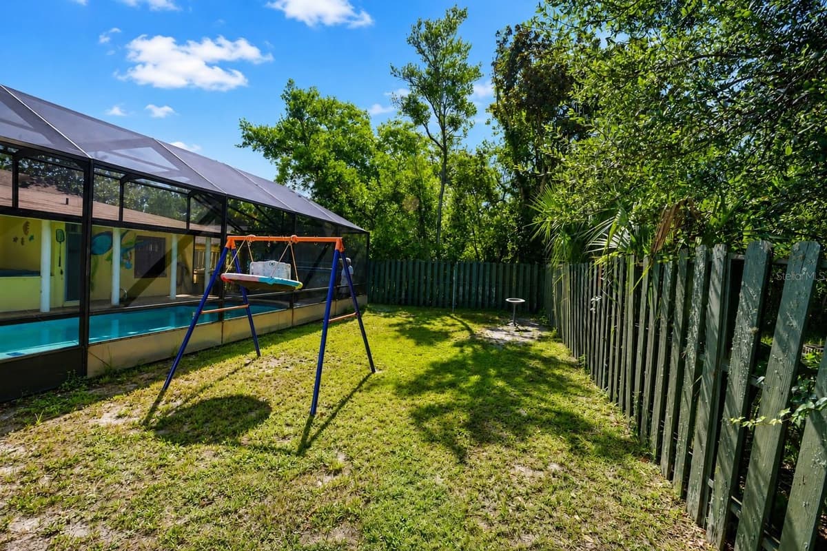 10 BLACKBURN PLACE — photo 62 of 68