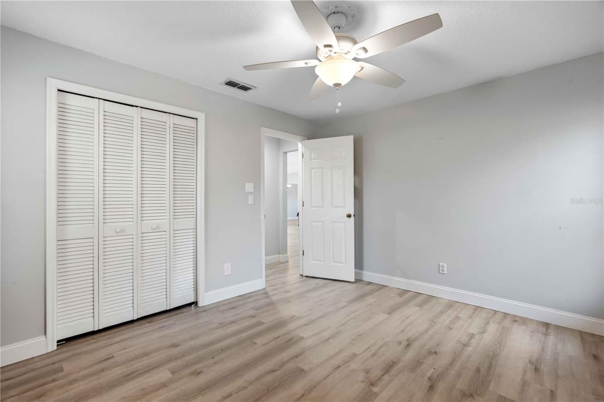 1259 OVERLAND DRIVE — photo 26 of 34