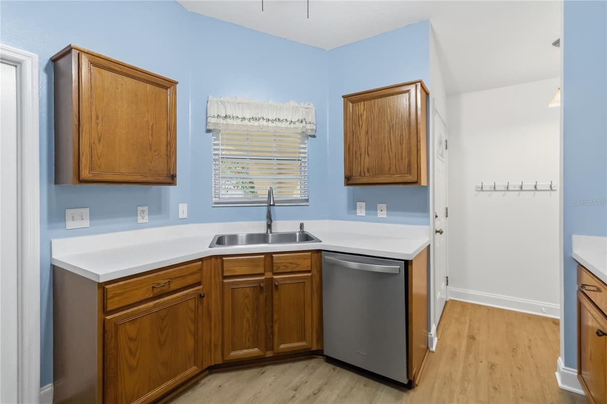 2918 CANOE CIRCLE — photo 17 of 51