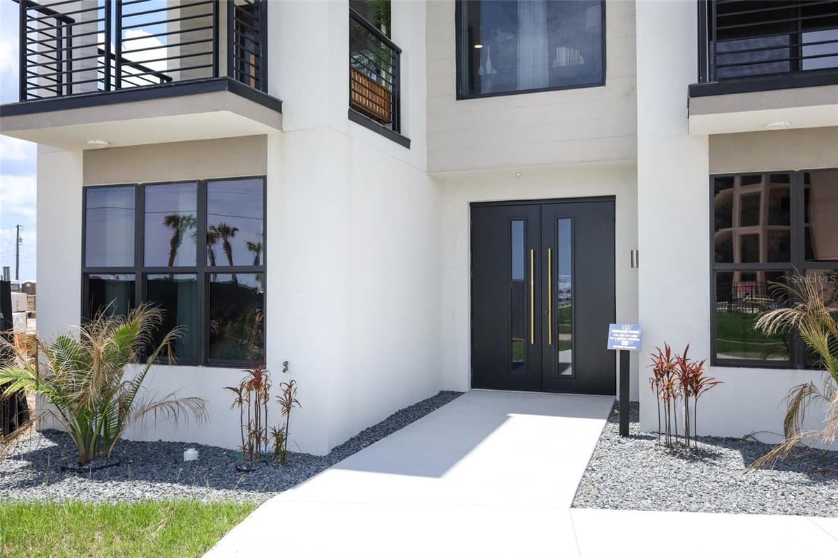 2360 OCEAN SHORE BOULEVARD — photo 3 of 56