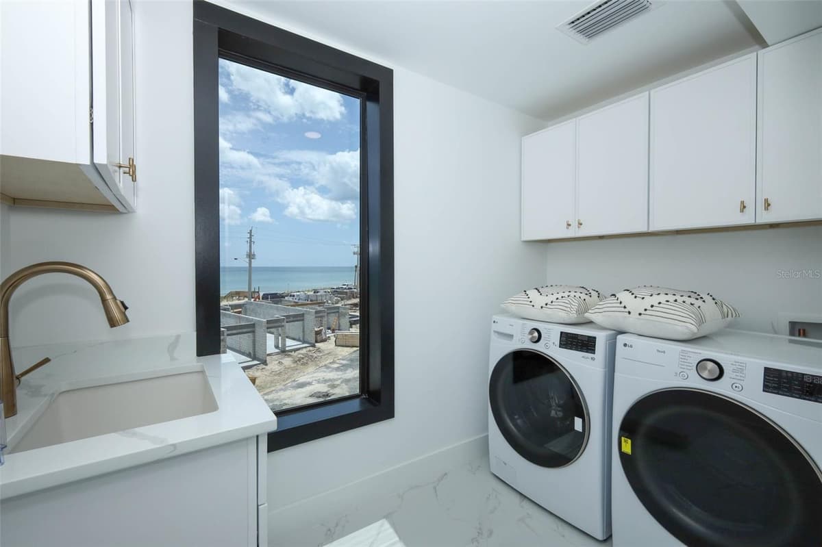2360 OCEAN SHORE BOULEVARD — photo 33 of 56