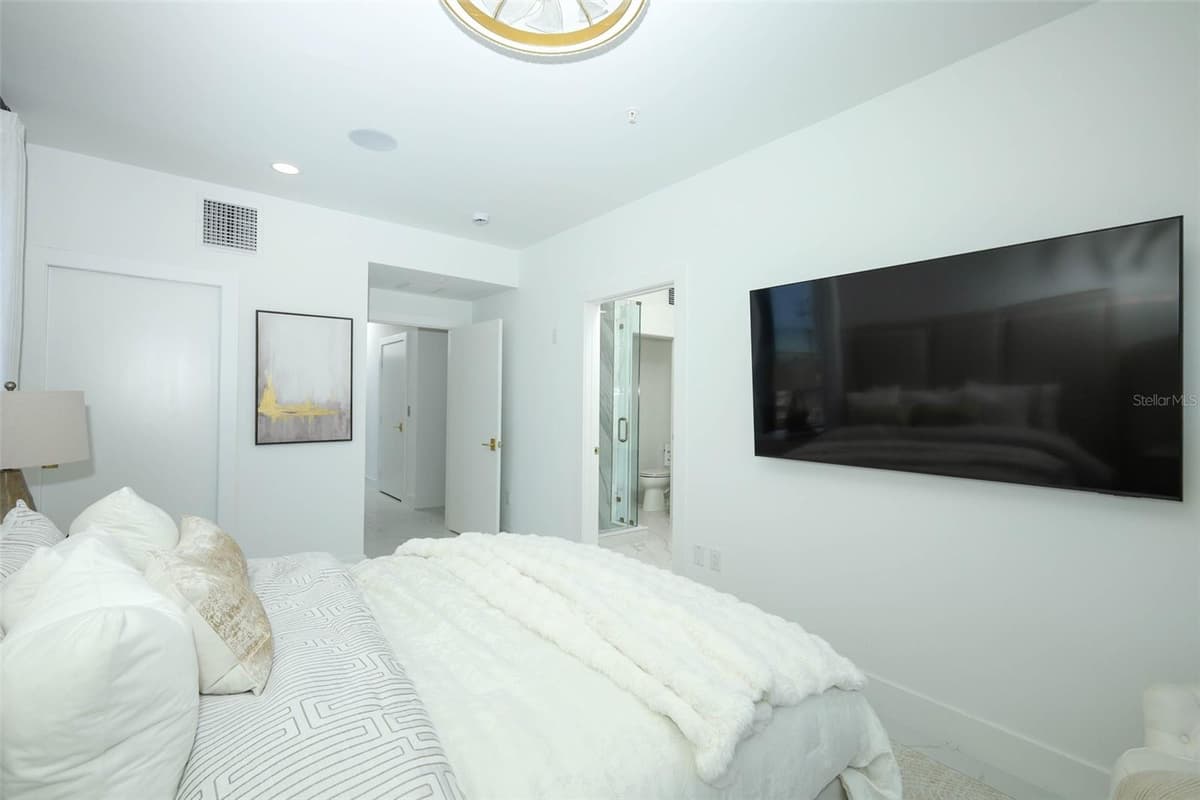 2360 OCEAN SHORE BOULEVARD — photo 27 of 56