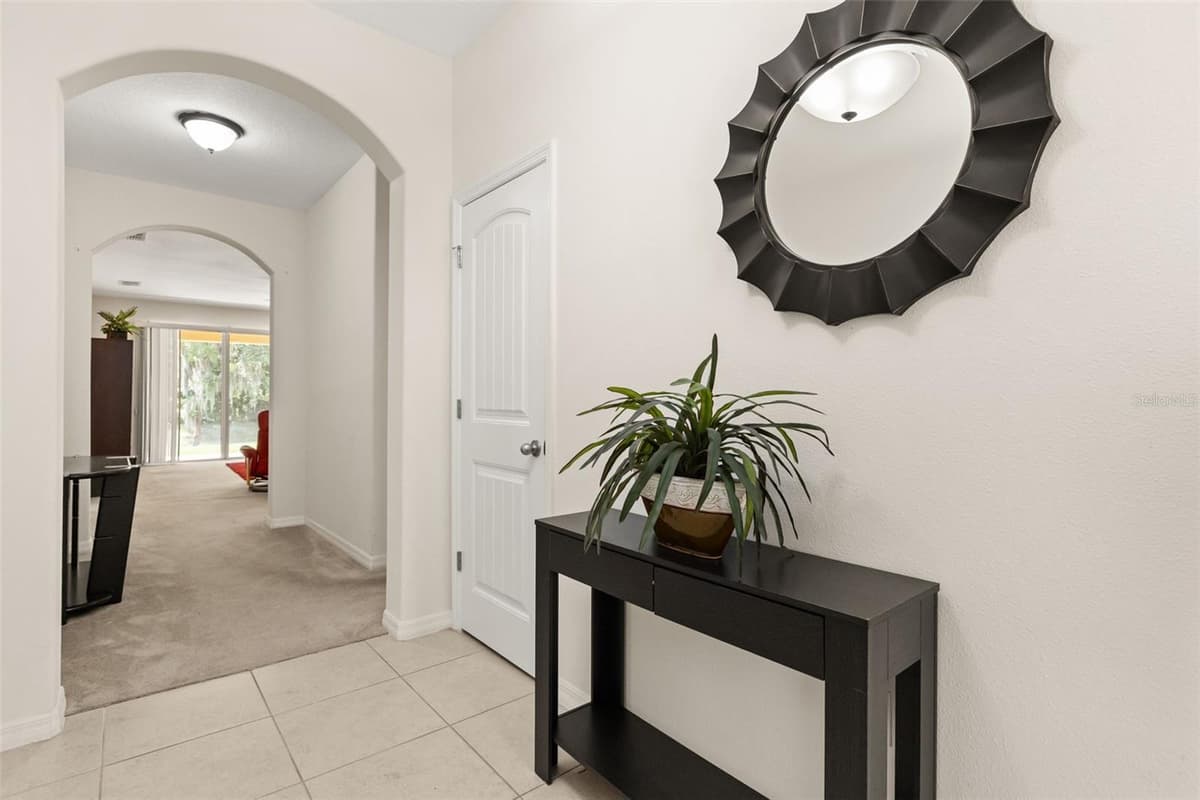 3737 CHANDLER ESTATES DRIVE — photo 4 of 33