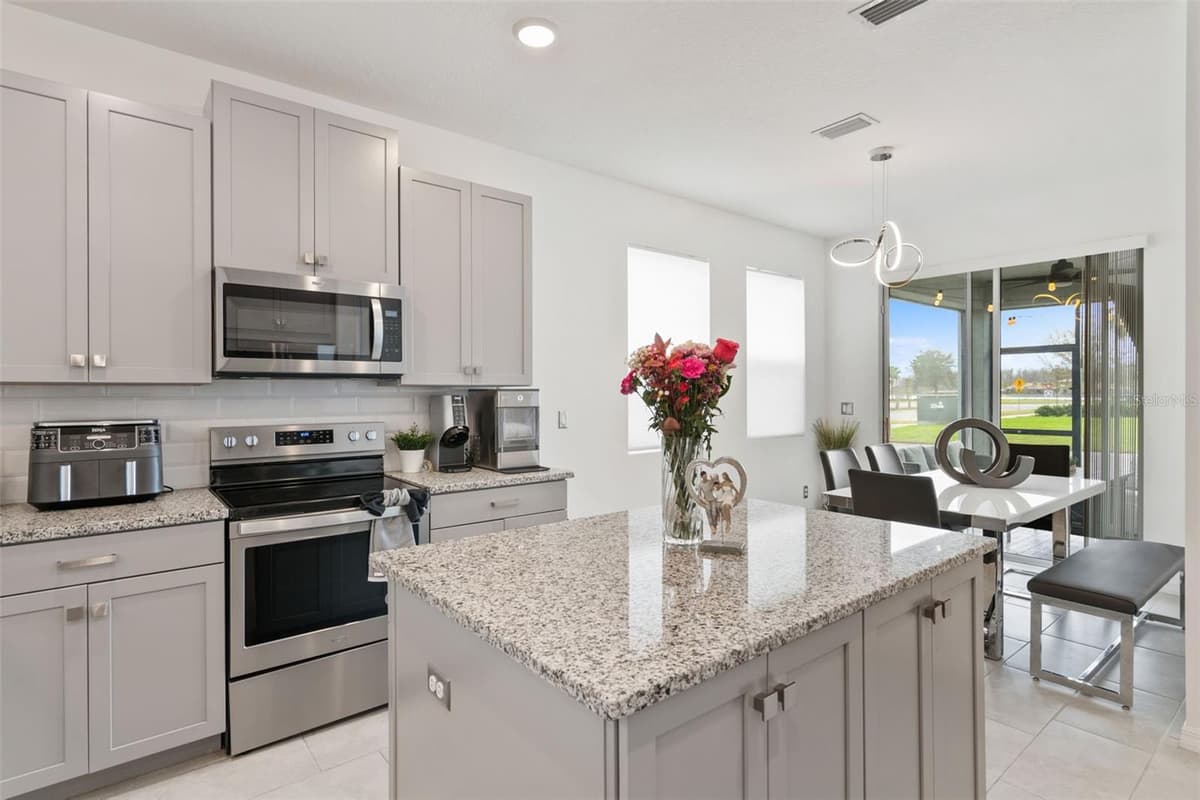 2800 CELLO LANE — photo 12 of 41